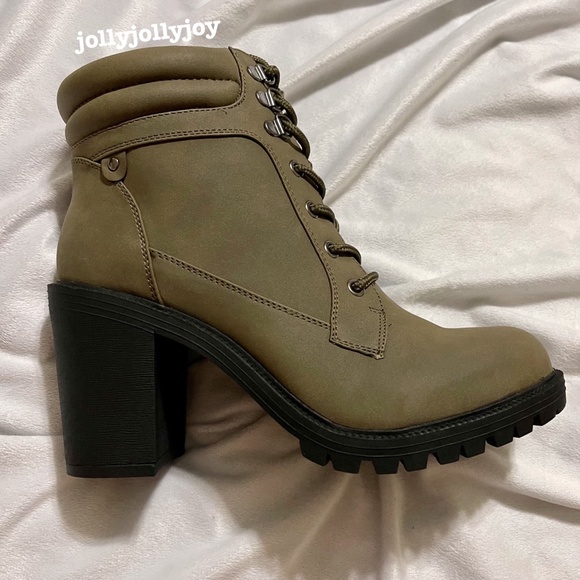 NWOT Torrid Olive Green Faux Leather Lace-Up Hiker Boot 9WW - Picture 10 of 15
